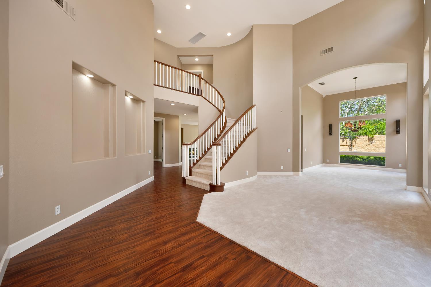 Detail Gallery Image 7 of 52 For 4001 Ironwood Dr, El Dorado Hills,  CA 95762 - 5 Beds | 3 Baths