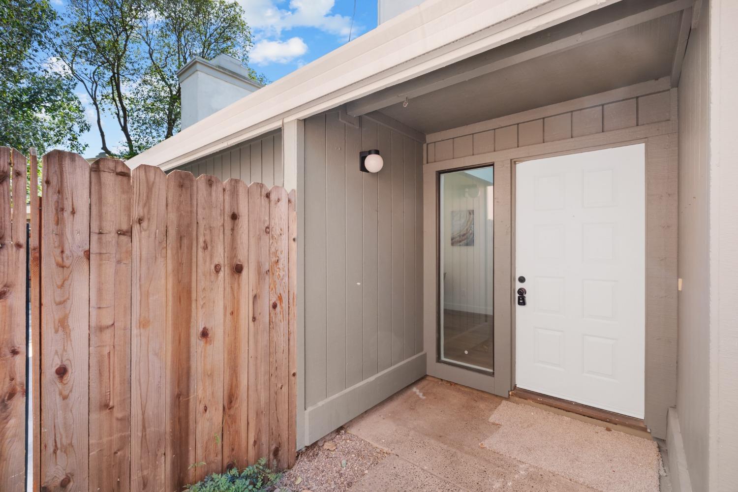 Detail Gallery Image 23 of 38 For 2662 Mandeville Way, West Sacramento,  CA 95691 - 2 Beds | 1/1 Baths
