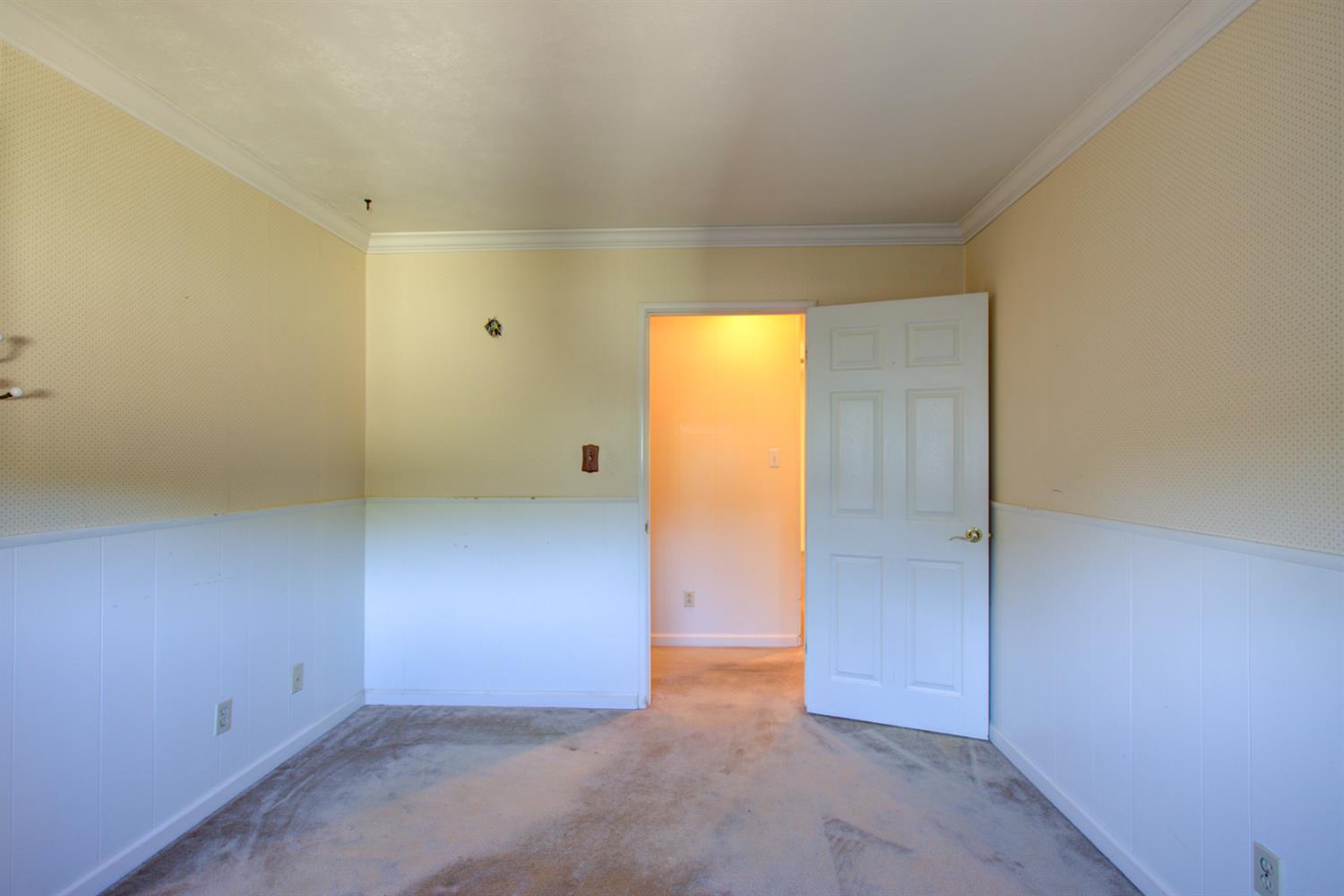 Bedford Drive, Merced, California image 47