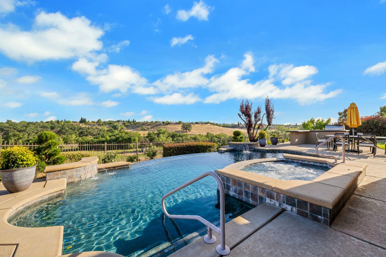 Detail Gallery Image 51 of 62 For 3981 Monteverde Dr, Lincoln,  CA 95648 - 4 Beds | 2/2 Baths