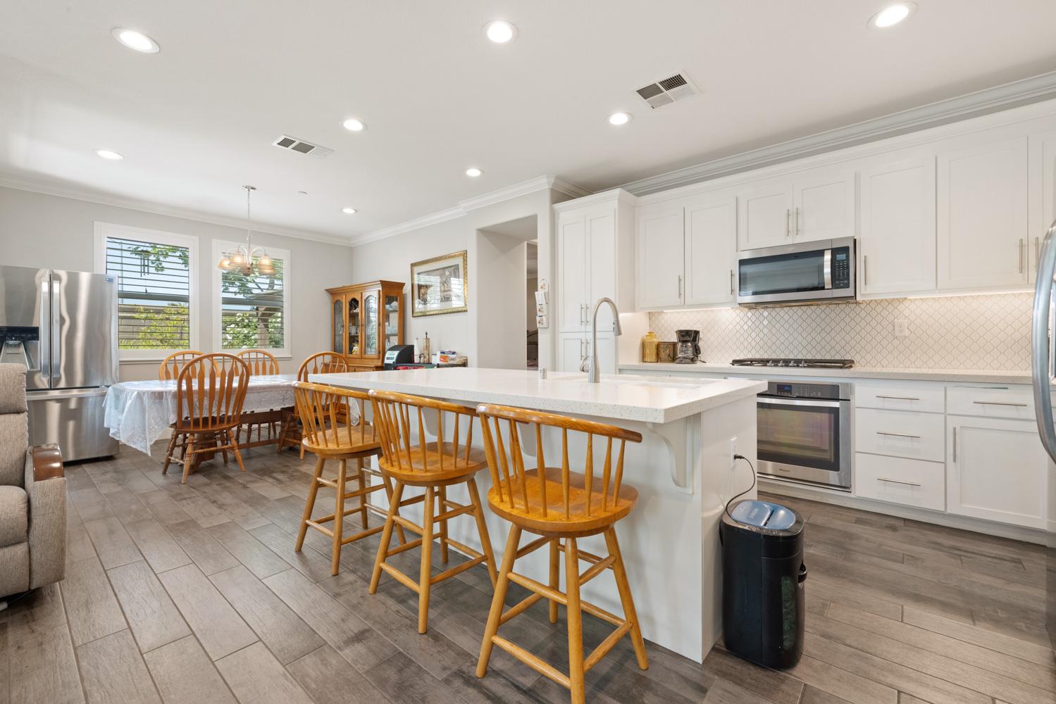Detail Gallery Image 17 of 35 For 213 Isabella Dr, Lodi,  CA 95240 - 3 Beds | 2 Baths