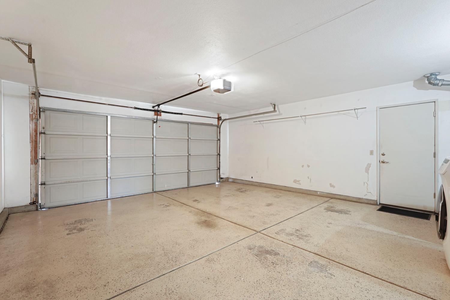 Detail Gallery Image 32 of 47 For 5329 Barbados Cir, Stockton,  CA 95210 - 3 Beds | 2/1 Baths