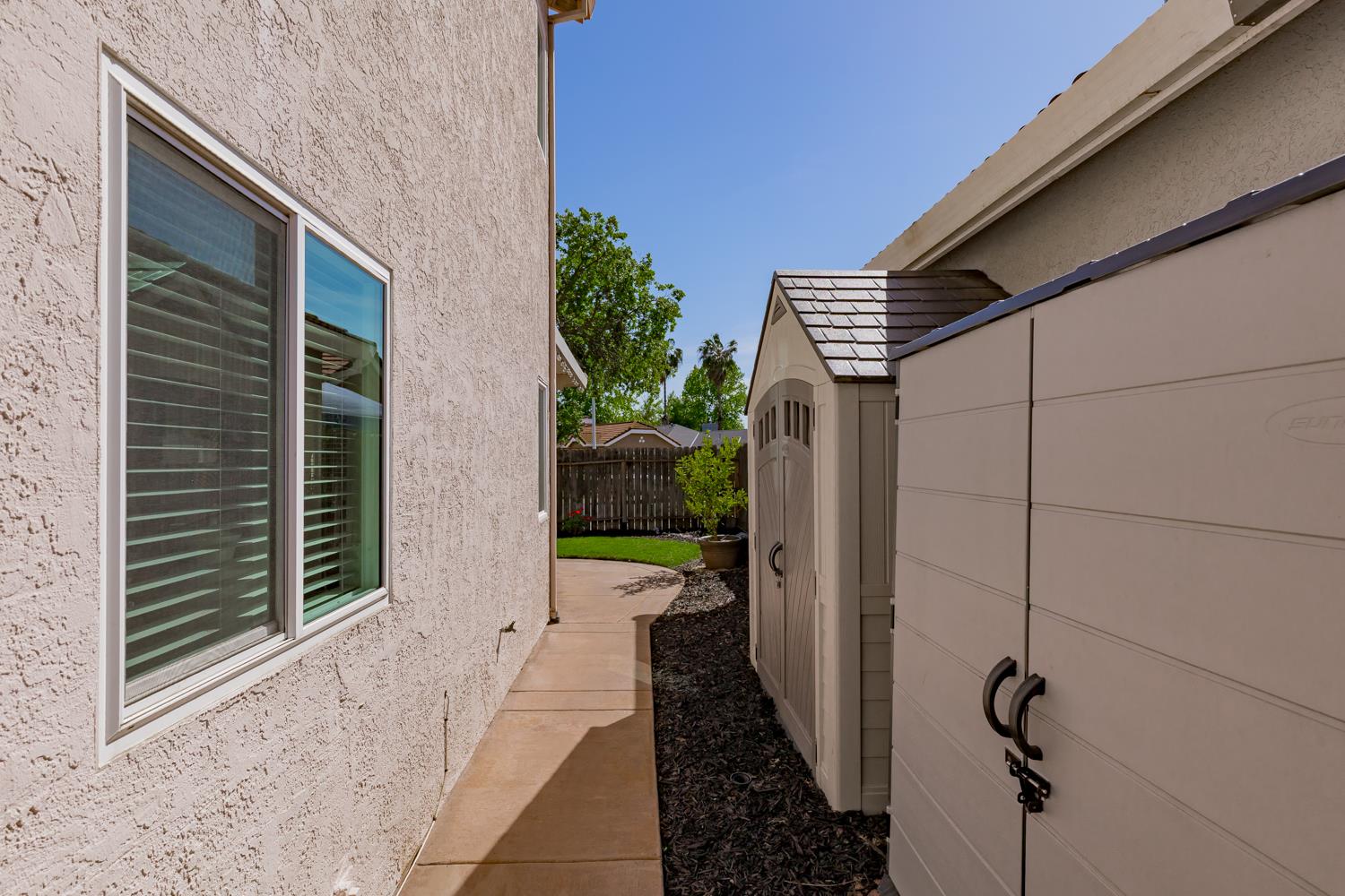 Detail Gallery Image 32 of 37 For 3010 Acton Way, Roseville,  CA 95747 - 4 Beds | 3 Baths
