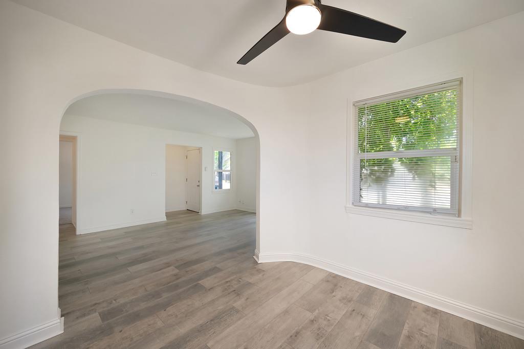 Detail Gallery Image 11 of 28 For 1167 Sonoma Ave, Sacramento,  CA 95815 - 2 Beds | 1 Baths