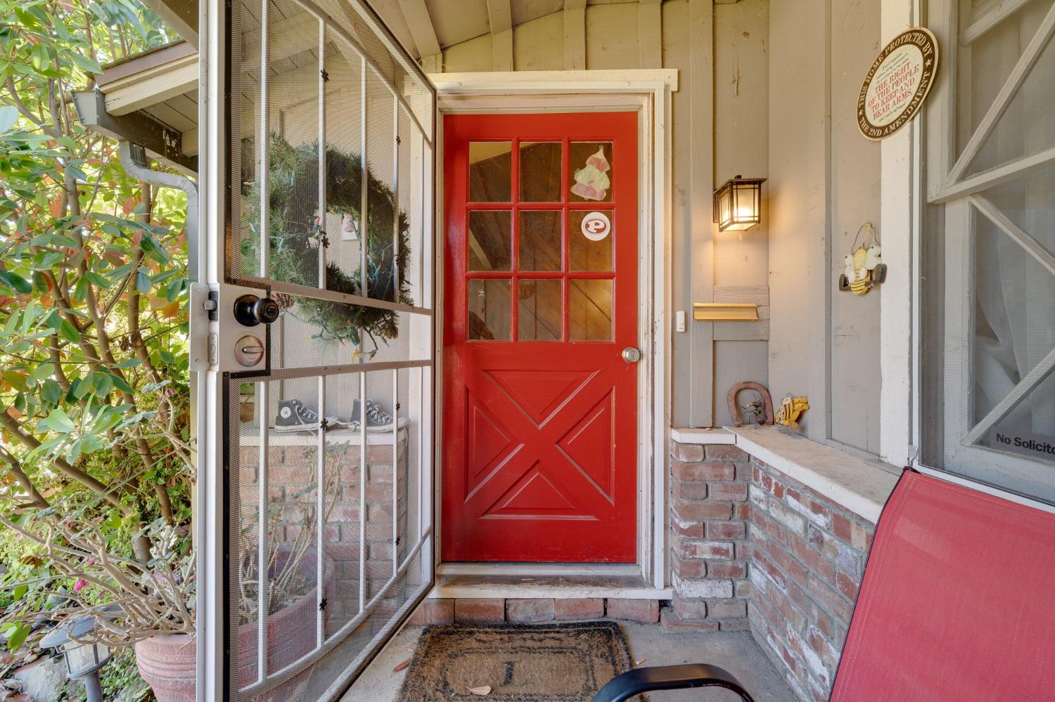 Detail Gallery Image 2 of 19 For 113 S 6th St, Patterson,  CA 95363 - 2 Beds | 1 Baths