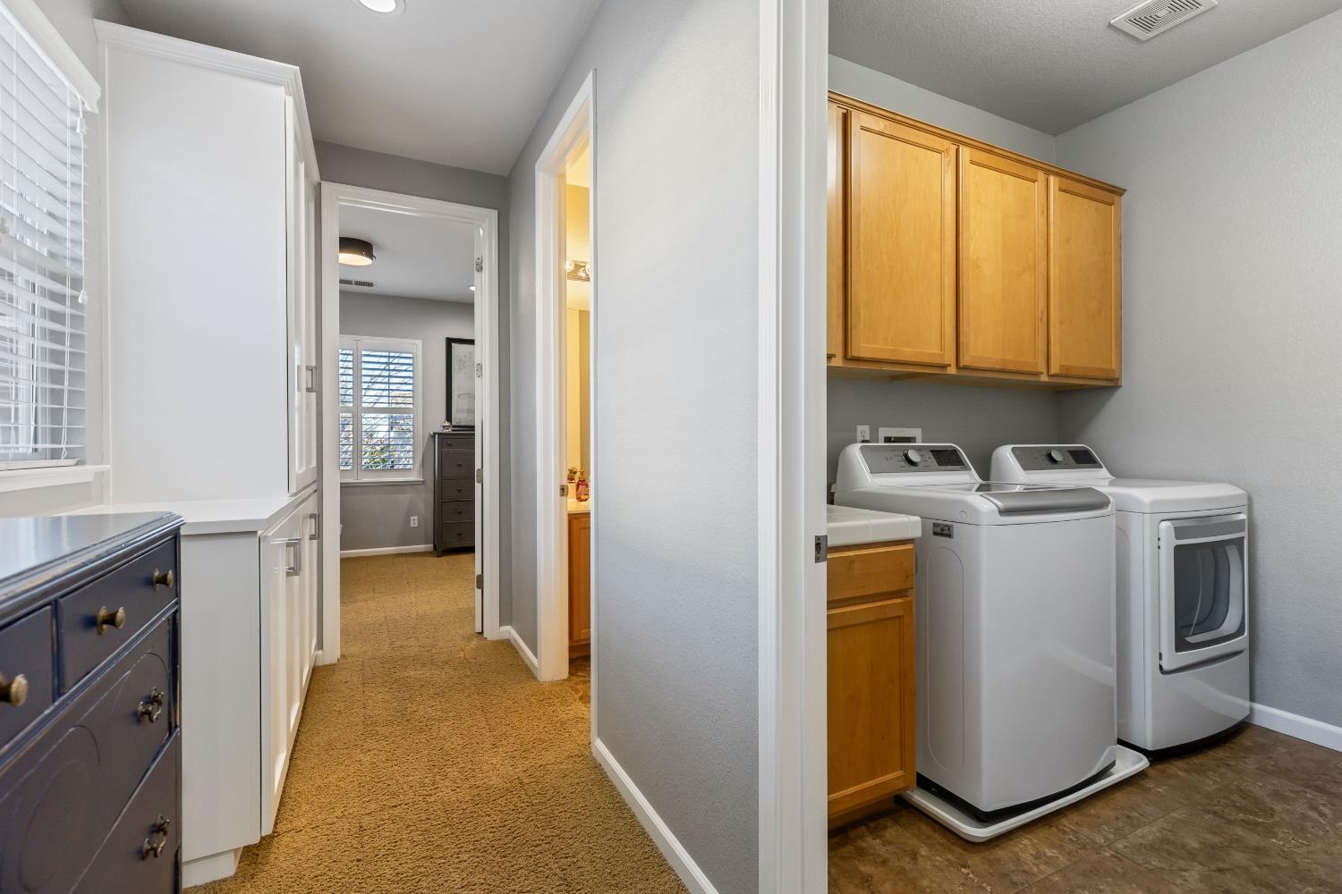 Detail Gallery Image 28 of 36 For 947 Campfire Cir, Rocklin,  CA 95765 - 3 Beds | 2/1 Baths