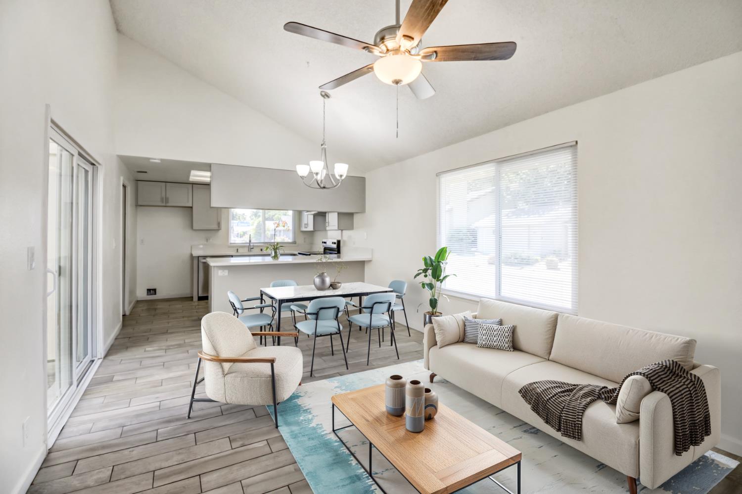 Detail Gallery Image 10 of 48 For 2301 Walnut Grove Way, Rancho Cordova,  CA 95670 - 3 Beds | 2 Baths