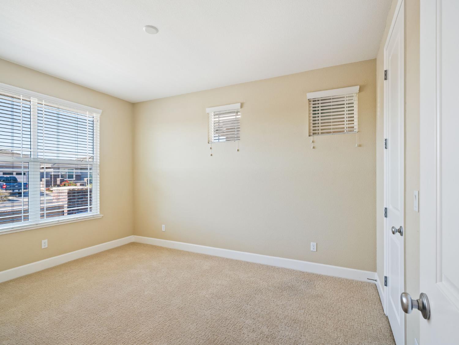 Detail Gallery Image 21 of 41 For 2723 Sweeney Dr, Woodland,  CA 95776 - 4 Beds | 2/1 Baths