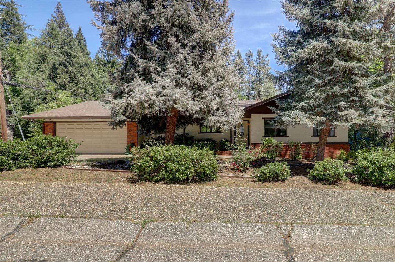Detail Gallery Image 27 of 33 For 360 Rhode Island St, Grass Valley,  CA 95945 - 3 Beds | 2 Baths