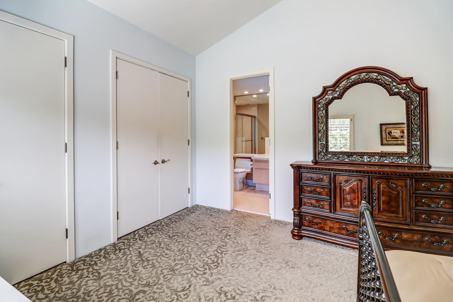 Detail Gallery Image 38 of 62 For 11464 Huntington Village Ln, Gold River,  CA 95670 - 4 Beds | 4/2 Baths