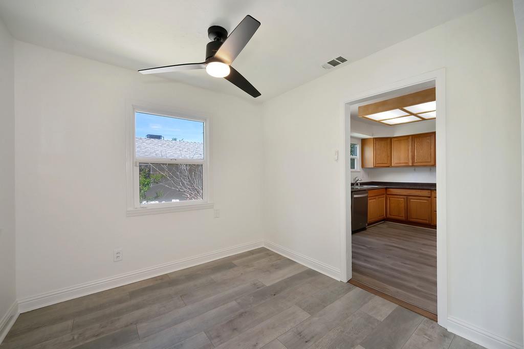 Detail Gallery Image 9 of 28 For 1167 Sonoma Ave, Sacramento,  CA 95815 - 2 Beds | 1 Baths