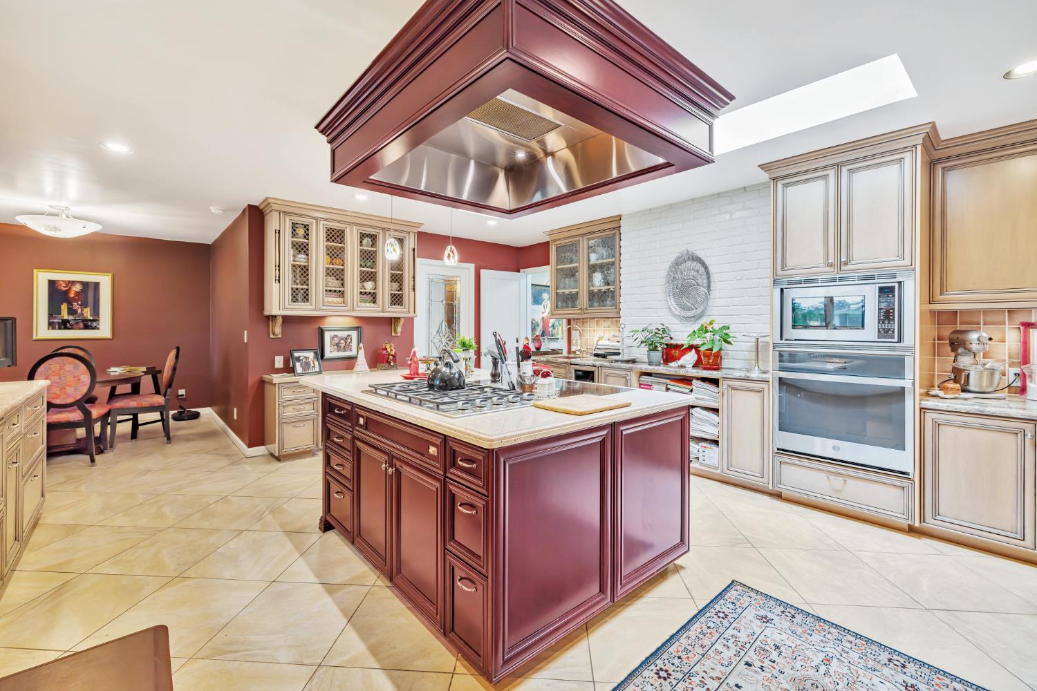 Detail Gallery Image 25 of 37 For 1625 Gary Way, Carmichael,  CA 95608 - 3 Beds | 2/1 Baths