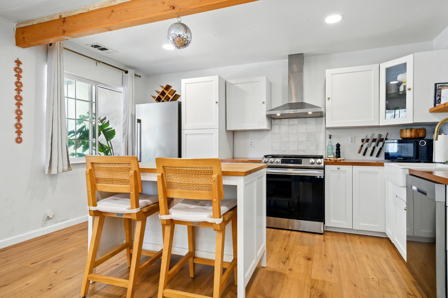 Detail Gallery Image 9 of 26 For 2357 E Euclid Ave, Stockton,  CA 95205 - 2 Beds | 2 Baths
