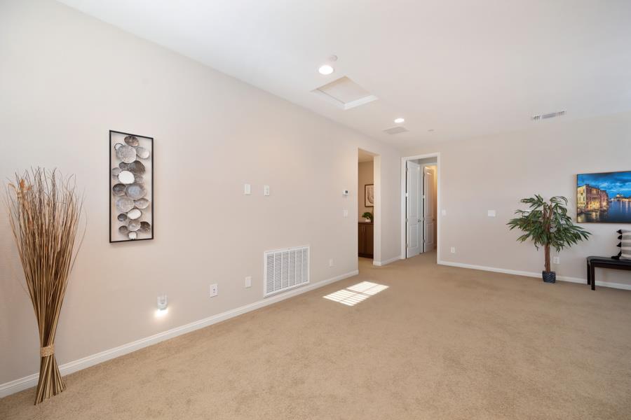 Detail Gallery Image 35 of 53 For 5416 Cannes Ct, Fair Oaks,  CA 95628 - 3 Beds | 2/1 Baths