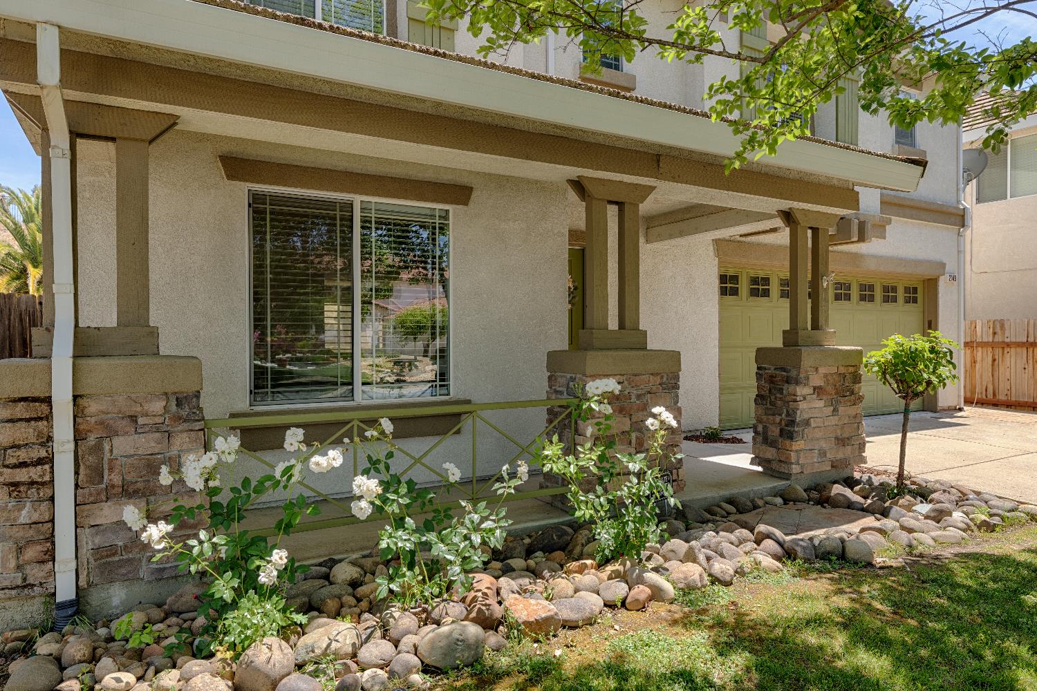 Detail Gallery Image 3 of 34 For 2149 Arnold Dr, Rocklin,  CA 95765 - 4 Beds | 2/1 Baths