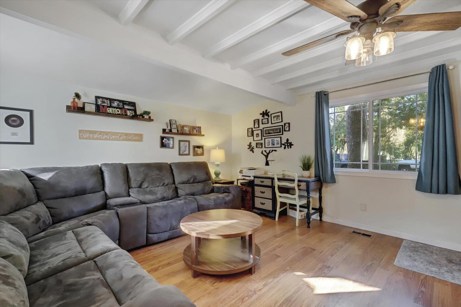 Detail Gallery Image 2 of 61 For 230 June Dr, Grass Valley,  CA 95945 - 2 Beds | 2 Baths