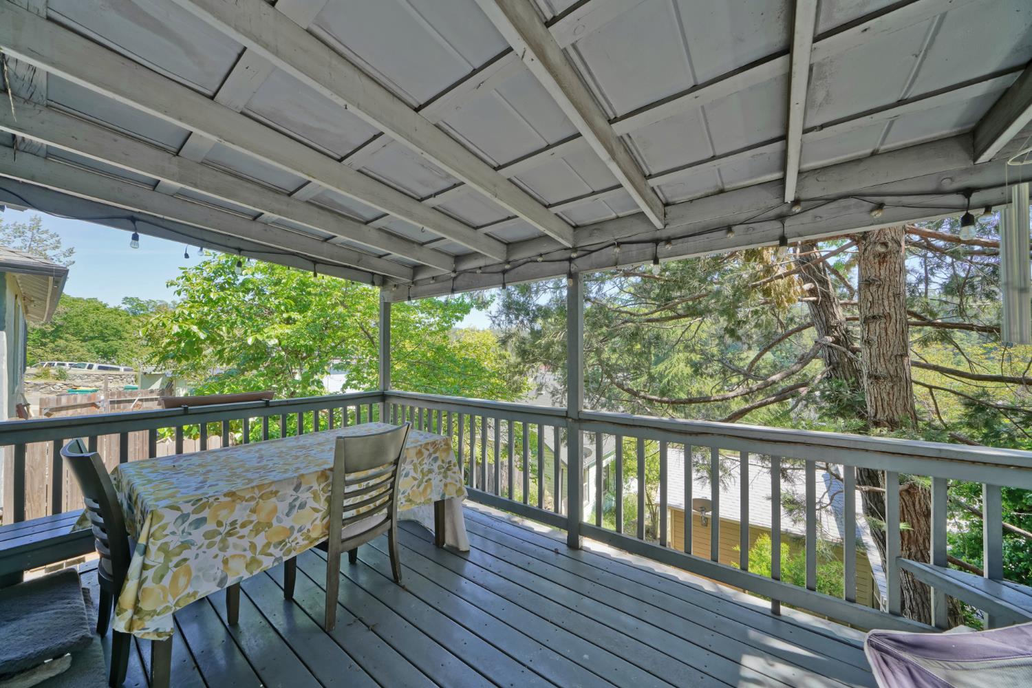 Garden Loop, Placerville, California image 10