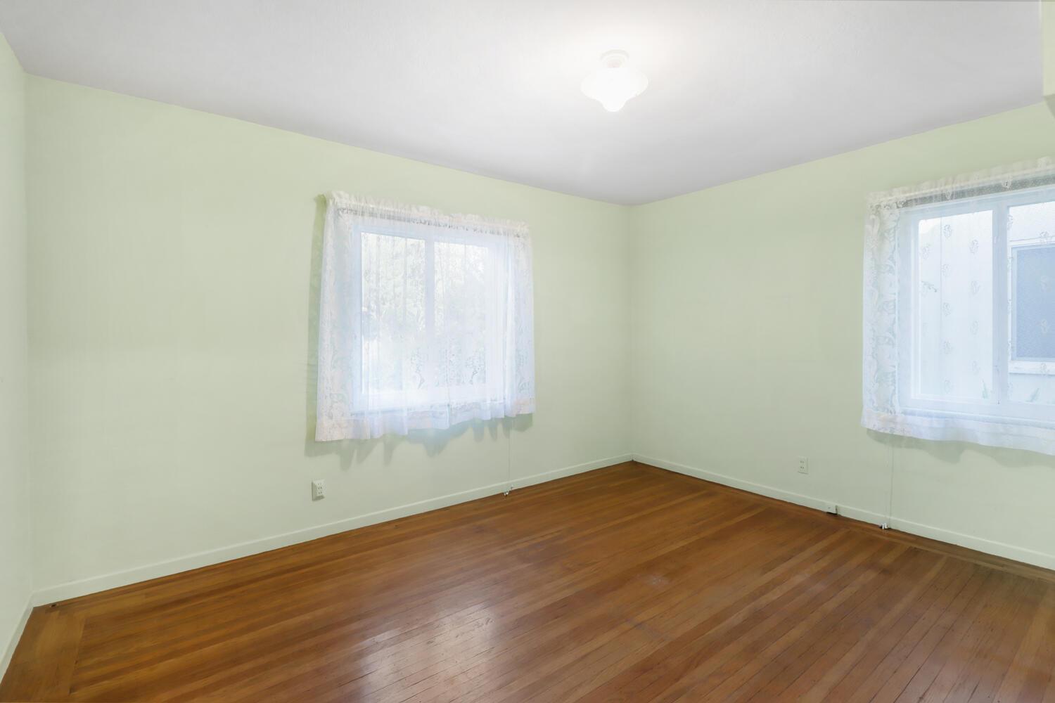 Detail Gallery Image 24 of 36 For 601 J St, Davis,  CA 95616 - 3 Beds | 2 Baths