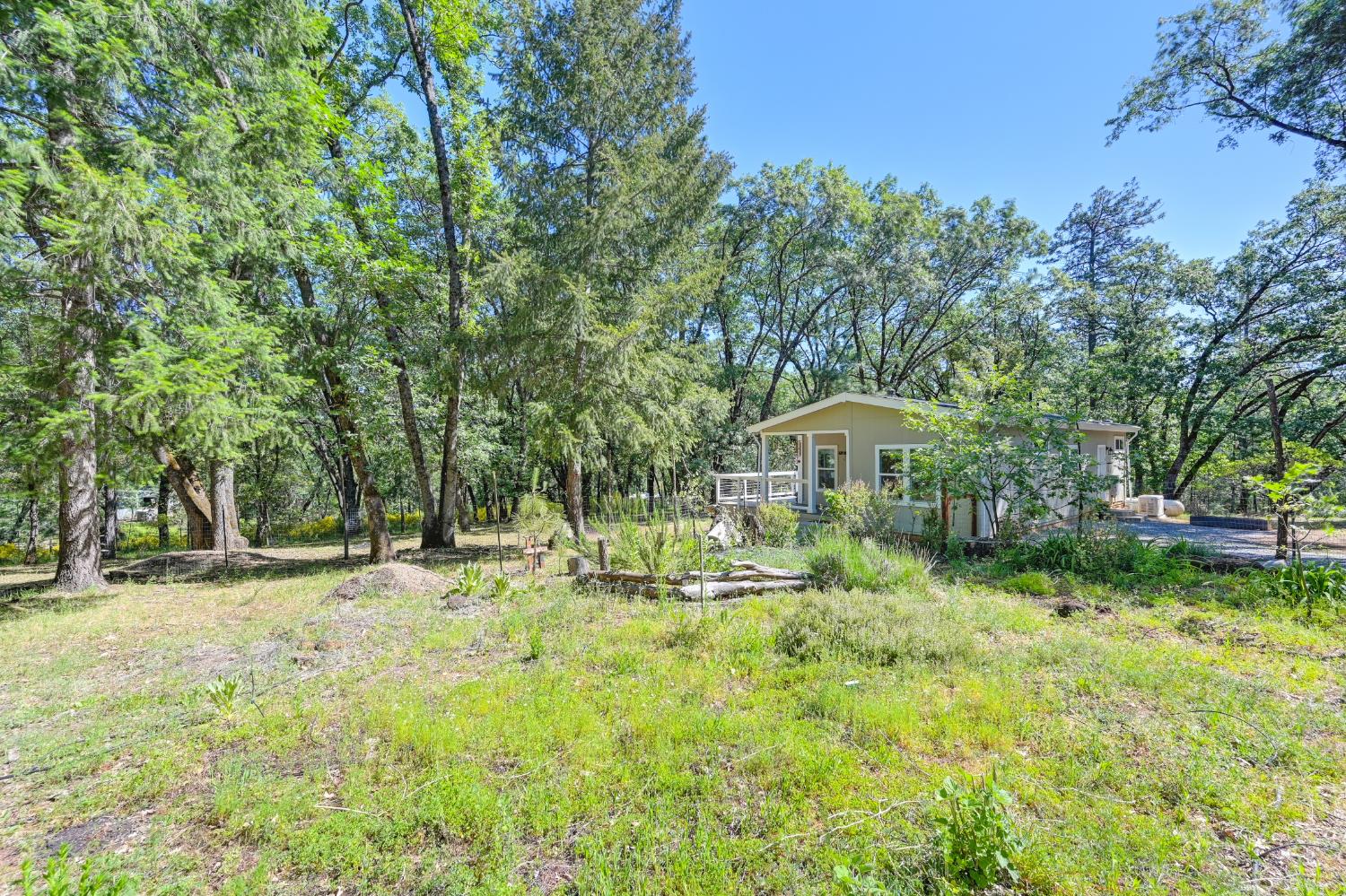 Hilltop Road, Garden Valley, California image 24