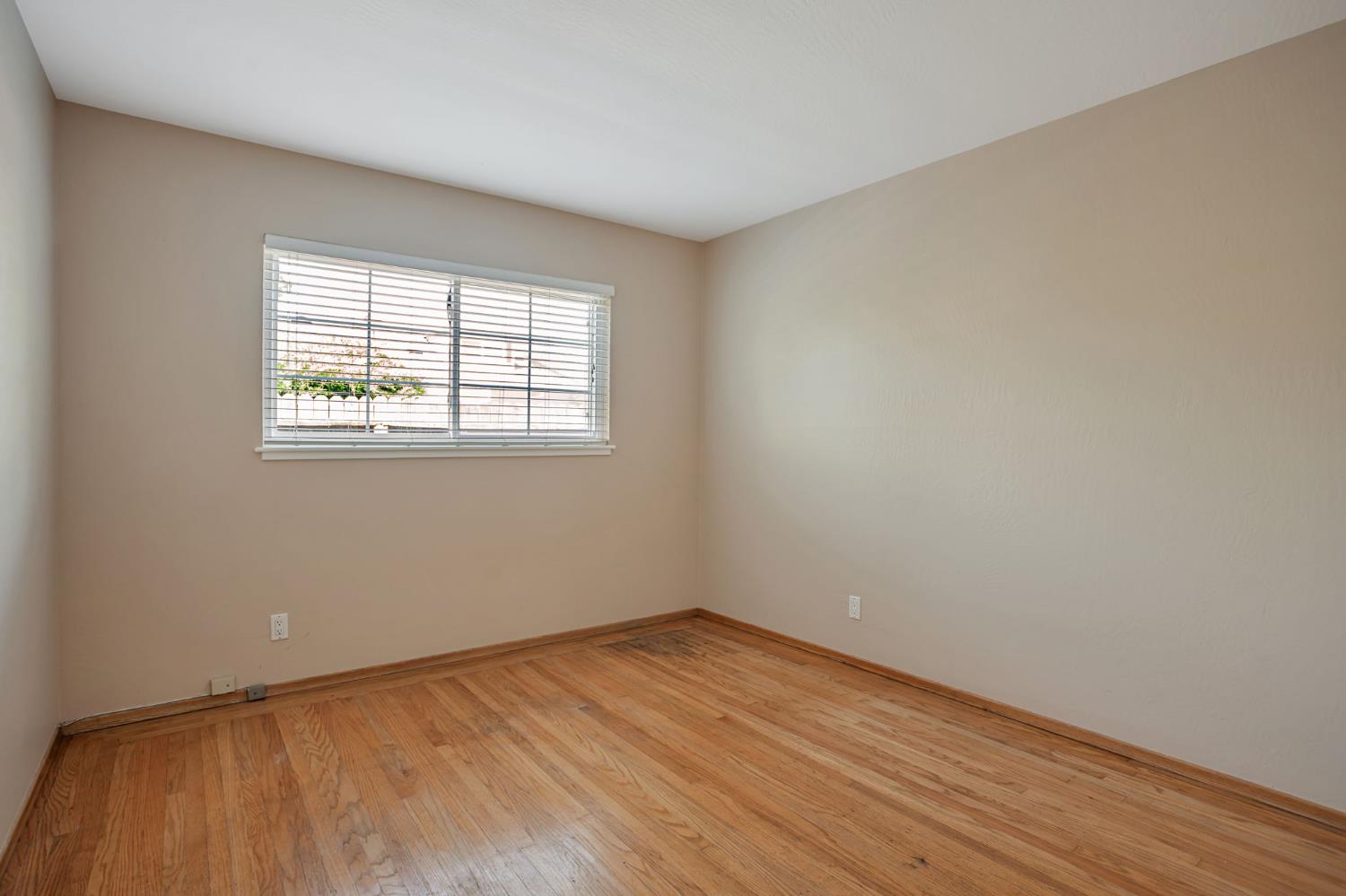 Detail Gallery Image 20 of 42 For 3005 La via Way, Sacramento,  CA 95825 - 4 Beds | 2 Baths