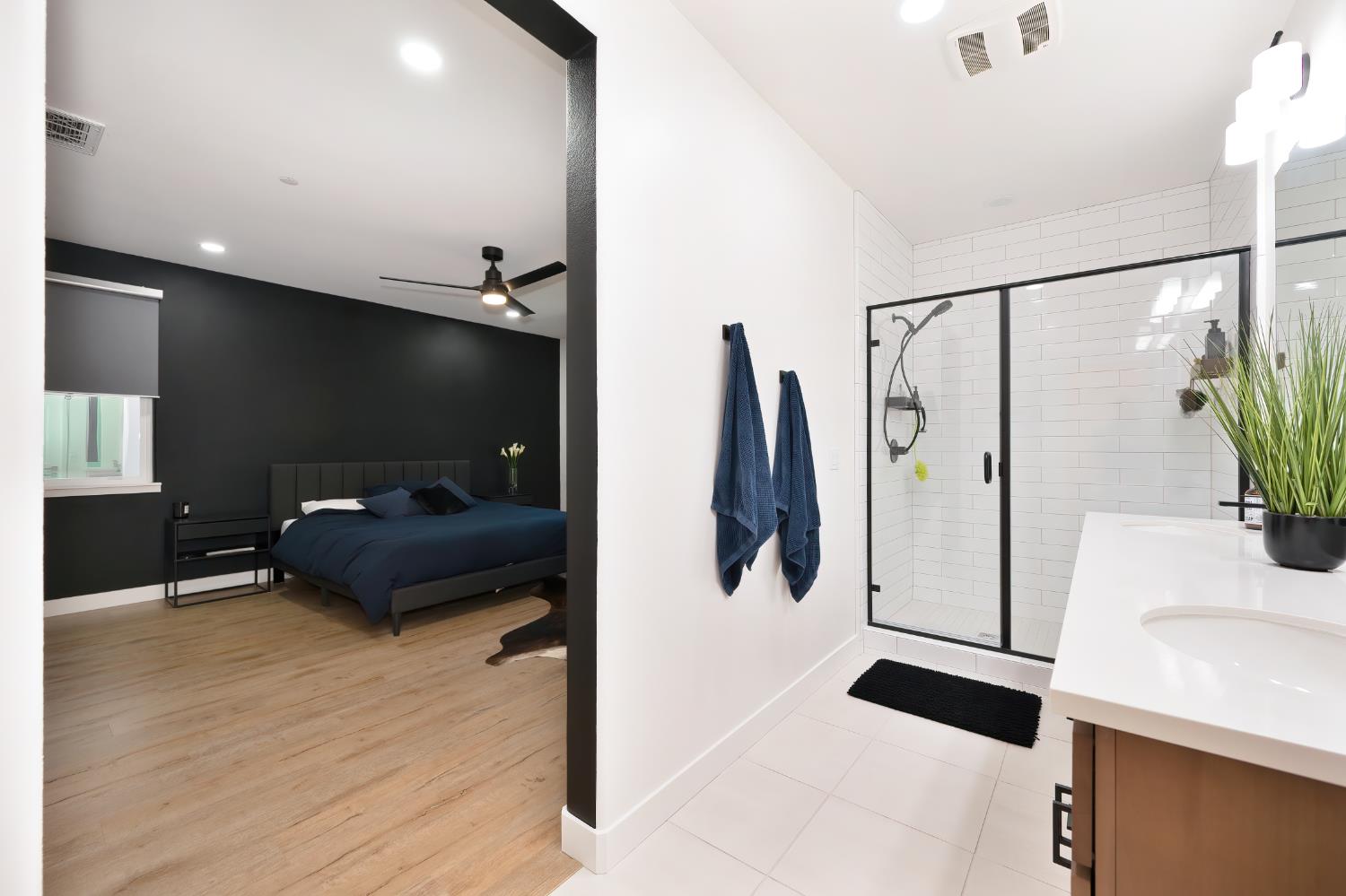 Detail Gallery Image 35 of 53 For 2372 Bastogne, Sacramento,  CA 95818 - 3 Beds | 2/1 Baths