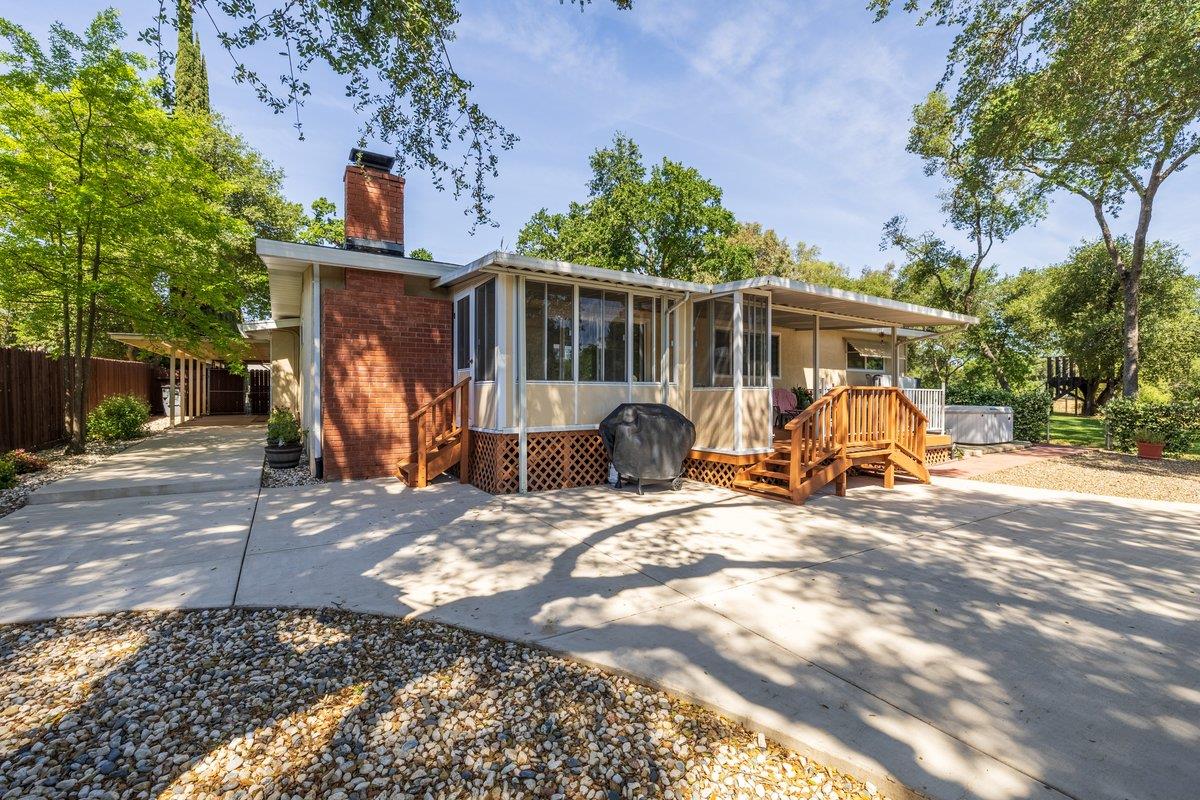 Detail Gallery Image 12 of 56 For 4325 Dias Ln, Loomis,  CA 95650 - 3 Beds | 2 Baths