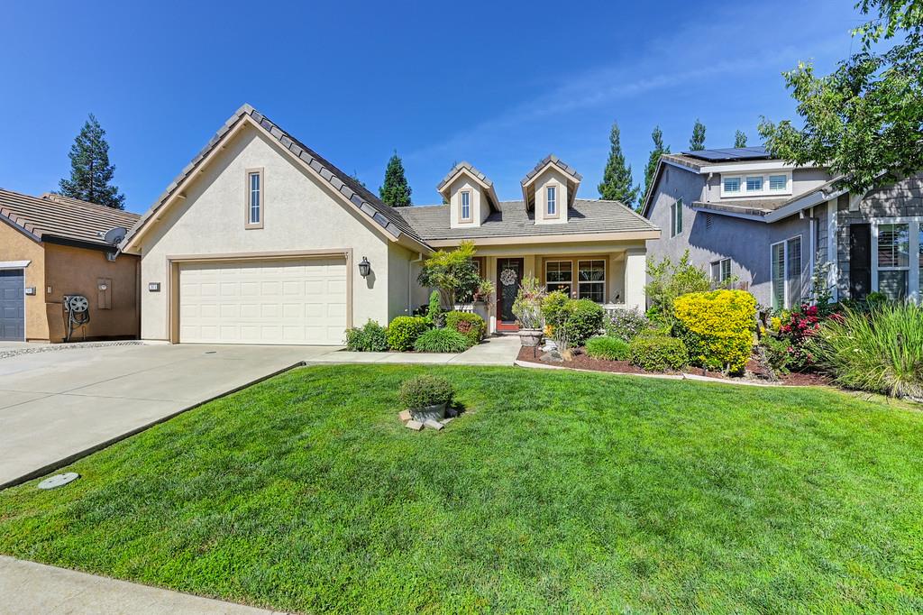 Detail Gallery Image 4 of 41 For 2874 Gray Fox Way, Lincoln,  CA 95648 - 3 Beds | 2 Baths