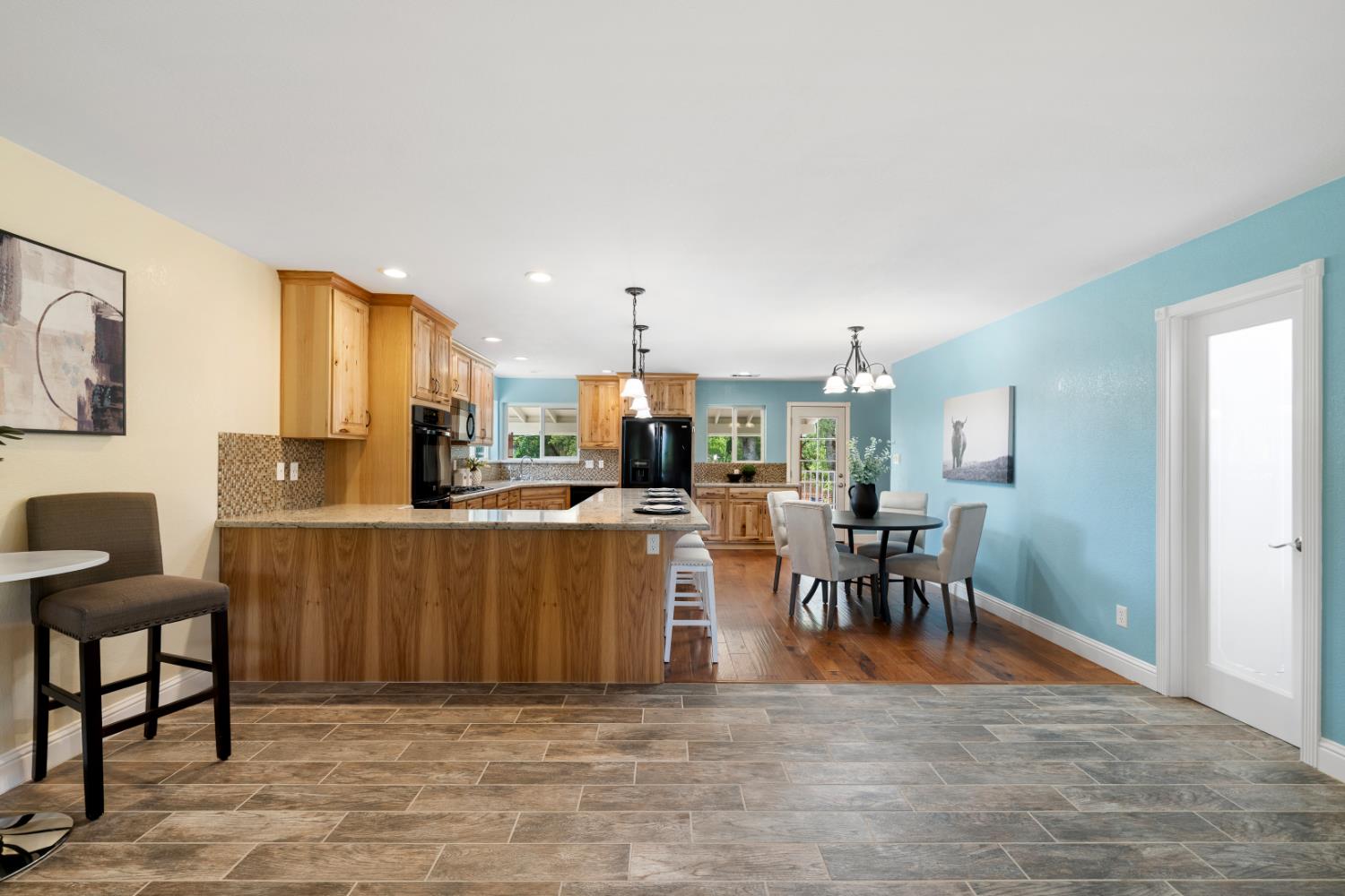 Detail Gallery Image 9 of 80 For 4940 China Hill Rd, El Dorado,  CA 95623 - 8 Beds | 2 Baths