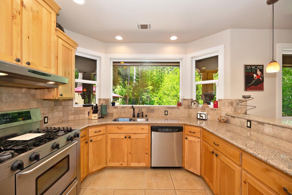 Detail Gallery Image 27 of 92 For 5321 Slalom Ln, Pollock Pines,  CA 95726 - 3 Beds | 2/1 Baths