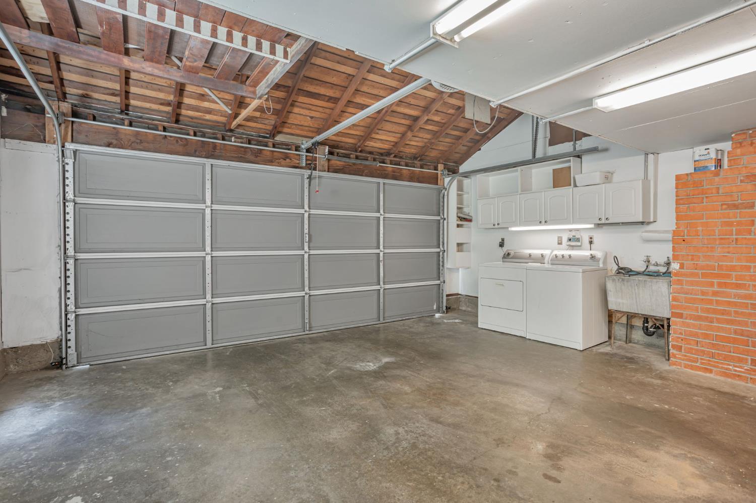 Detail Gallery Image 31 of 42 For 3005 La via Way, Sacramento,  CA 95825 - 4 Beds | 2 Baths