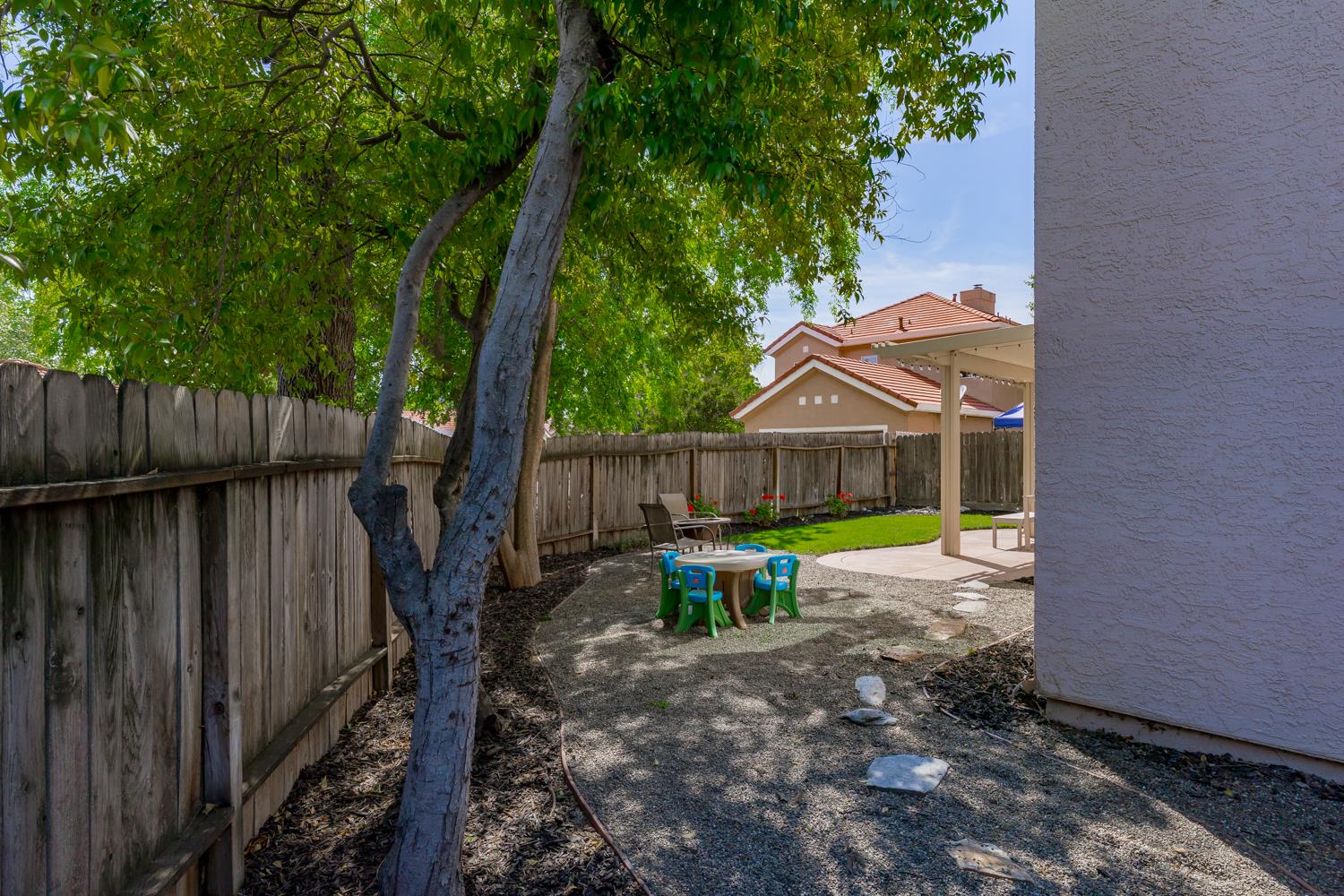Detail Gallery Image 27 of 37 For 3010 Acton Way, Roseville,  CA 95747 - 4 Beds | 3 Baths
