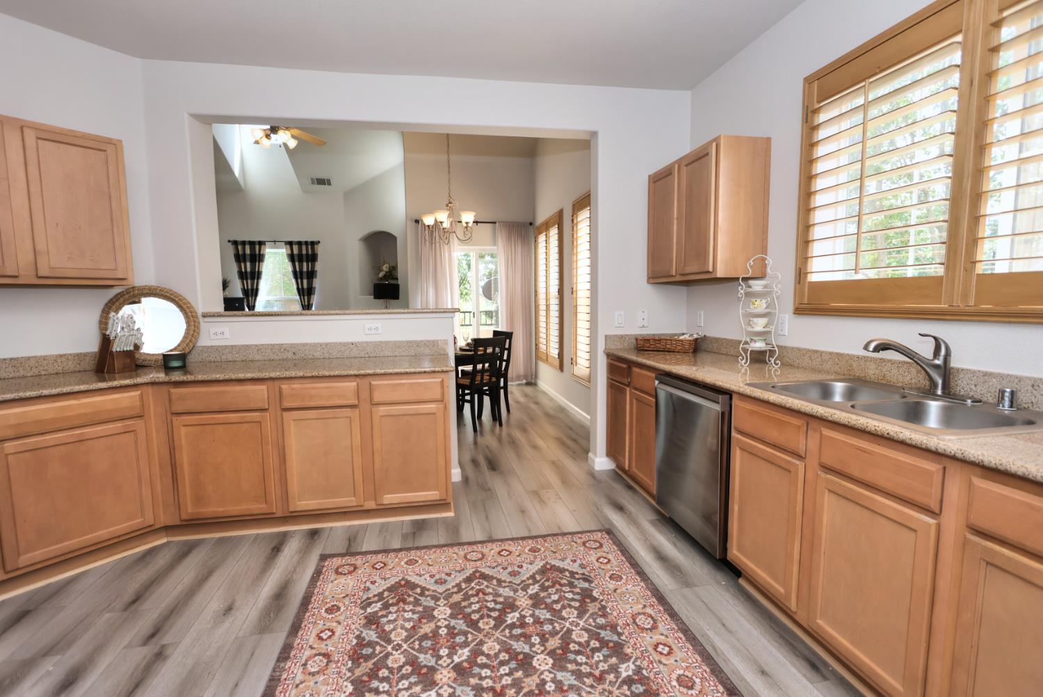 Photo #12: 225039412 Listing: Photo #12