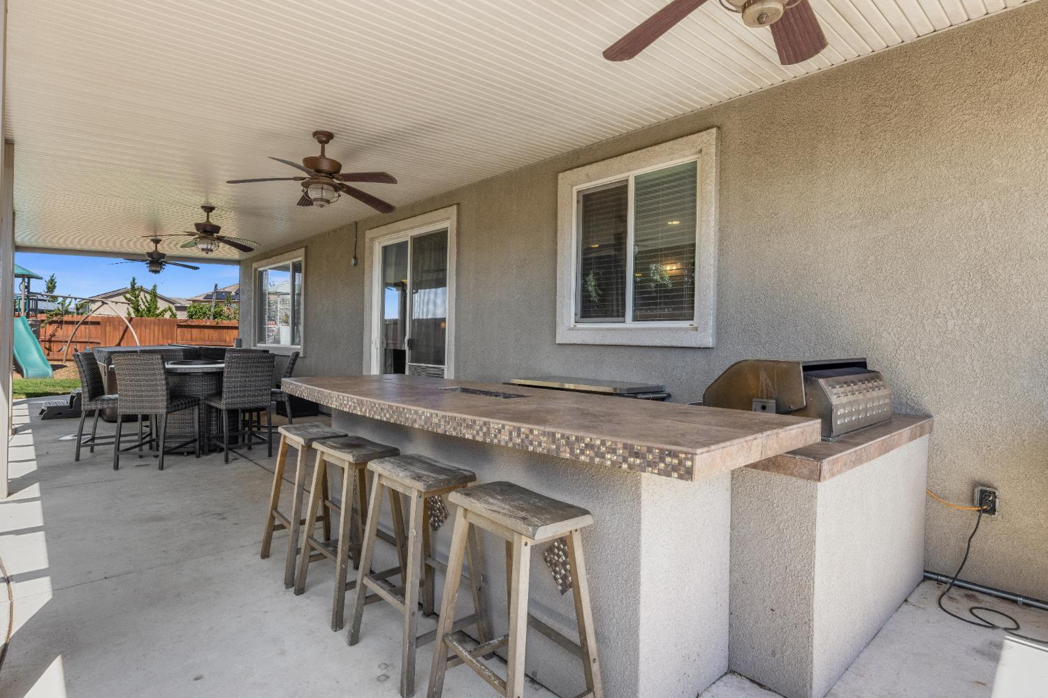 Detail Gallery Image 37 of 41 For 680 Sawtooth Ct, Manteca,  CA 95337 - 4 Beds | 3/1 Baths