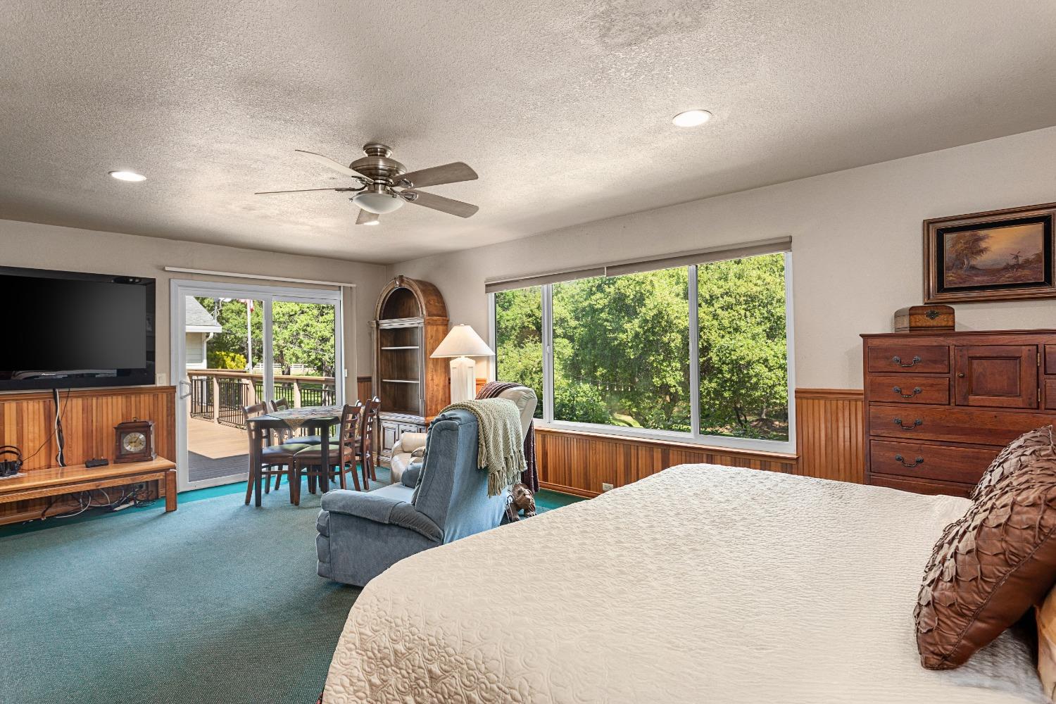 Detail Gallery Image 16 of 62 For 1731 Starbuck Rd, Rescue,  CA 95672 - 4 Beds | 3 Baths