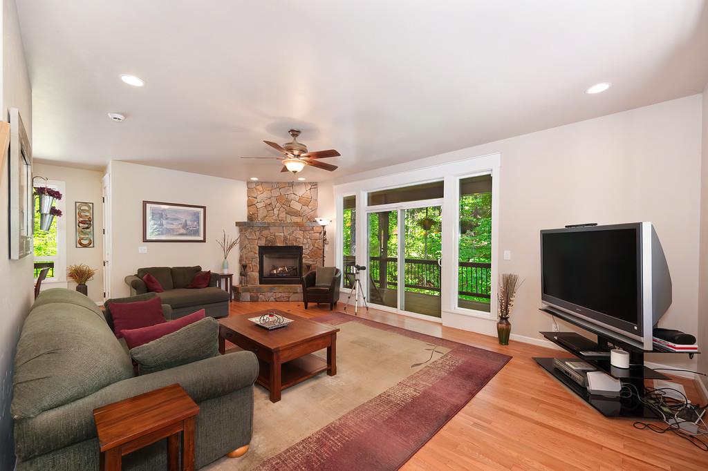 Detail Gallery Image 14 of 92 For 5321 Slalom Ln, Pollock Pines,  CA 95726 - 3 Beds | 2/1 Baths