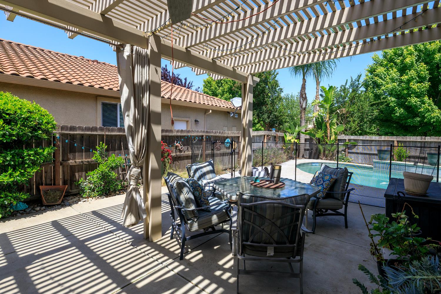 Detail Gallery Image 51 of 67 For 4157 Enclave Dr, Turlock,  CA 95382 - 4 Beds | 3 Baths