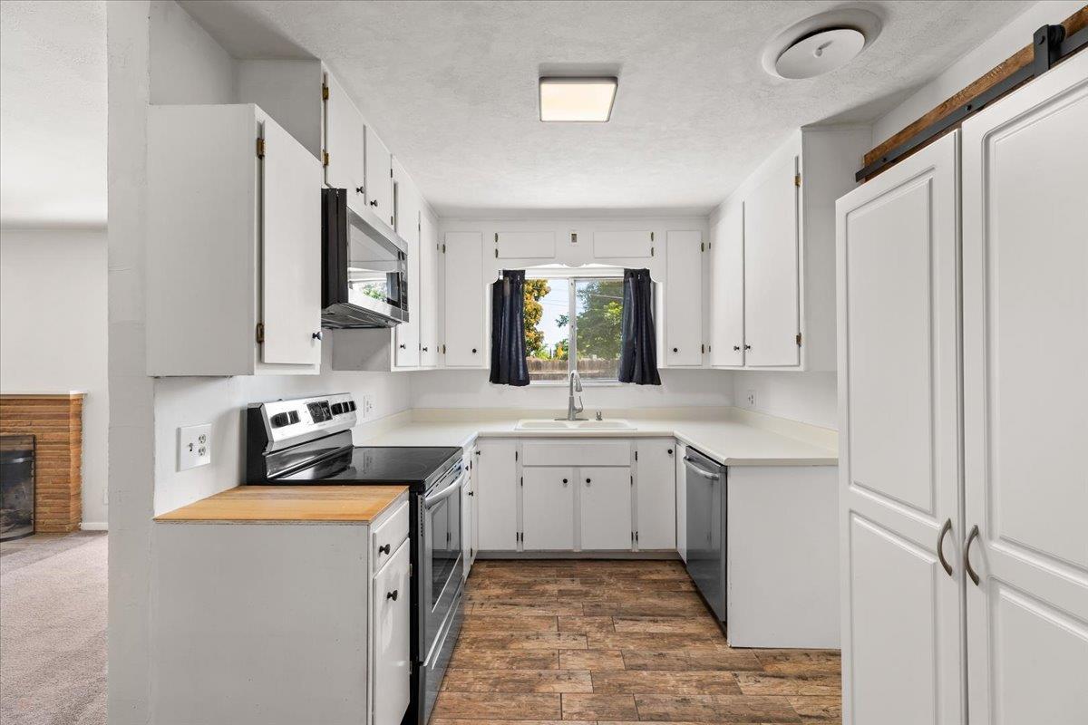 Detail Gallery Image 11 of 47 For 1022 Calder Ct, Modesto,  CA 95350 - 3 Beds | 2 Baths