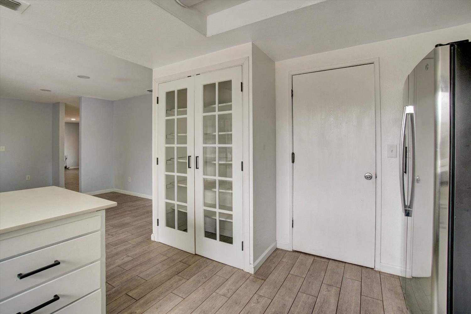 Detail Gallery Image 14 of 31 For 3401 Nut Plains Dr, Sacramento,  CA 95827 - 4 Beds | 2 Baths
