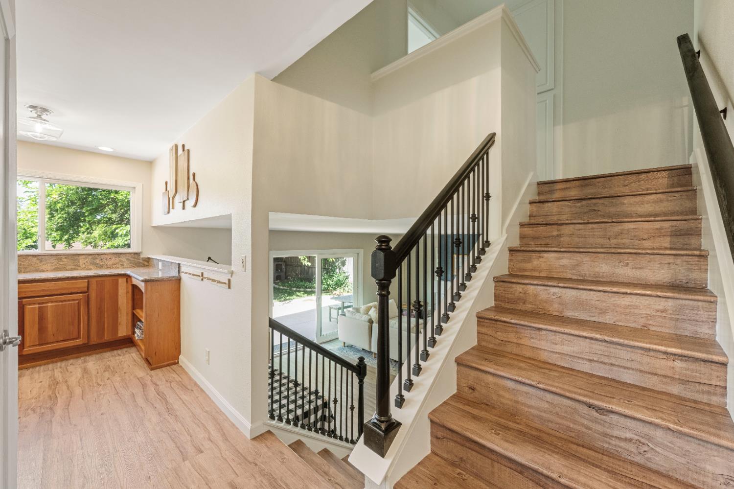 Mesa Oak Way, Citrus Heights, California image 16