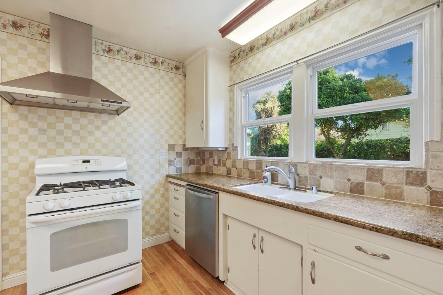 Detail Gallery Image 23 of 47 For 1308 Rivara Rd, Stockton,  CA 95207 - 4 Beds | 2 Baths