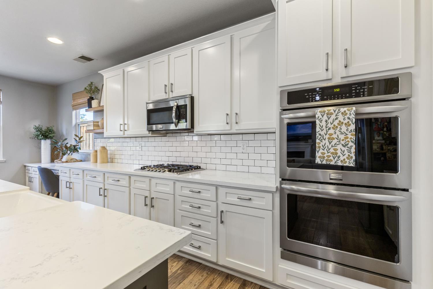Detail Gallery Image 13 of 36 For 947 Campfire Cir, Rocklin,  CA 95765 - 3 Beds | 2/1 Baths