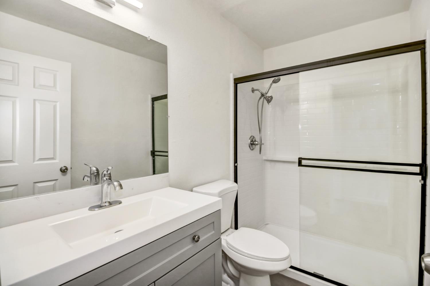 Detail Gallery Image 31 of 48 For 2301 Walnut Grove Way, Rancho Cordova,  CA 95670 - 3 Beds | 2 Baths