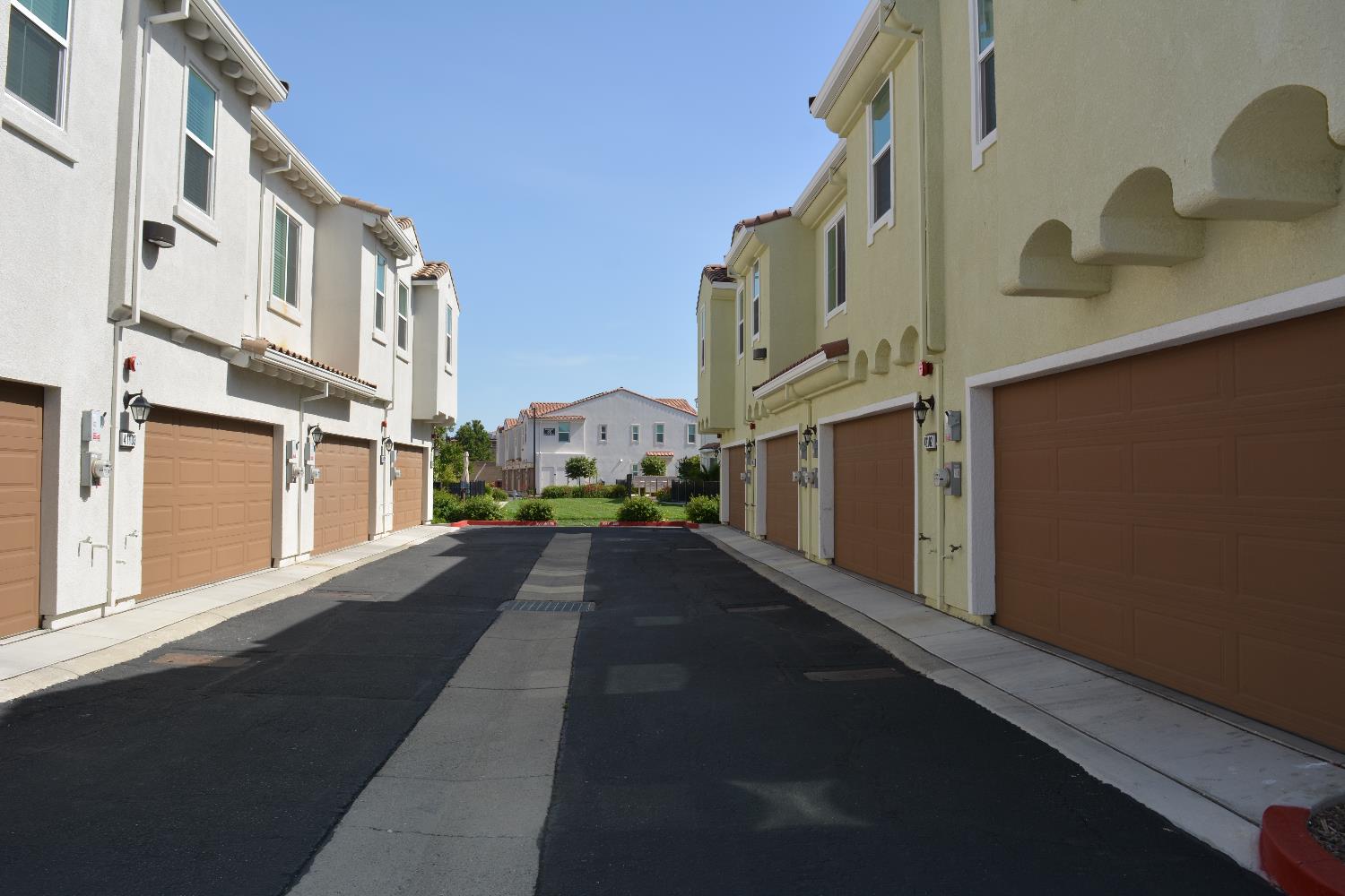 Photo #23: 225064211 Listing: Photo #23