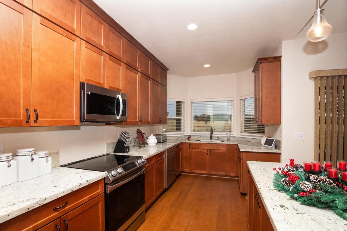 Detail Gallery Image 14 of 58 For 21271 Latrobe Rd, Plymouth,  CA 95669 - 3 Beds | 2 Baths