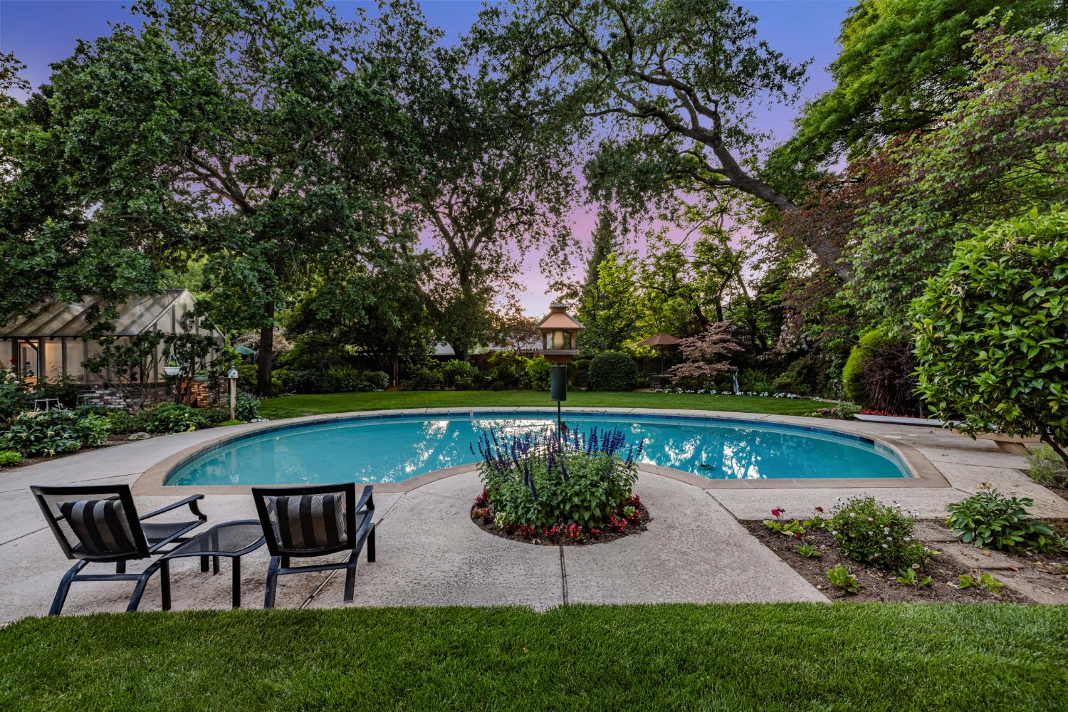 Detail Gallery Image 32 of 37 For 1625 Gary Way, Carmichael,  CA 95608 - 3 Beds | 2/1 Baths