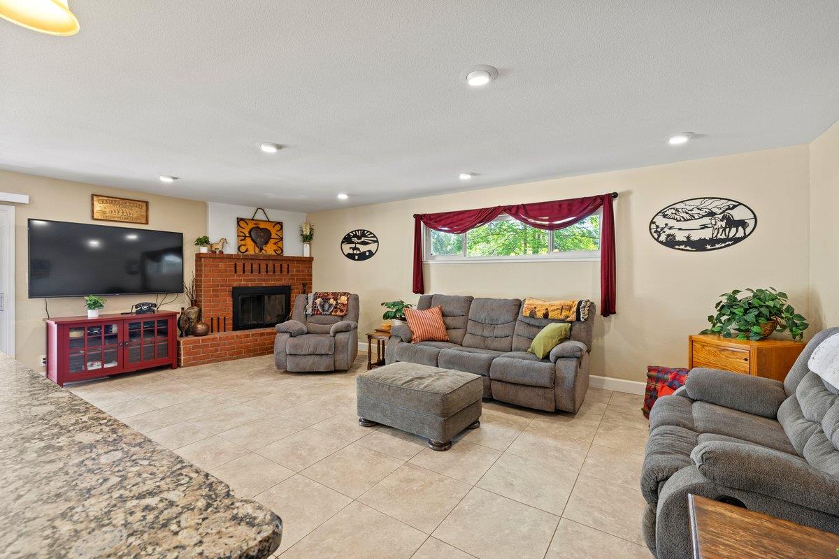 Detail Gallery Image 33 of 56 For 4325 Dias Ln, Loomis,  CA 95650 - 3 Beds | 2 Baths