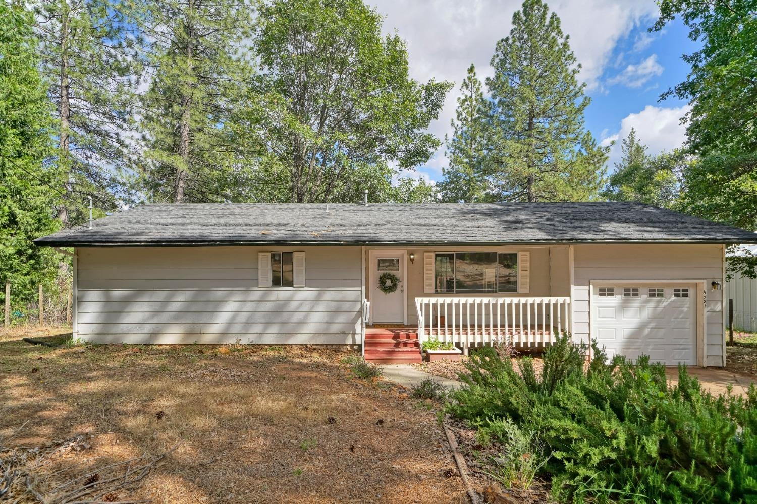 Detail Gallery Image 11 of 34 For 5781 Sly Park Rd, Pollock Pines,  CA 95726 - 2 Beds | 2 Baths
