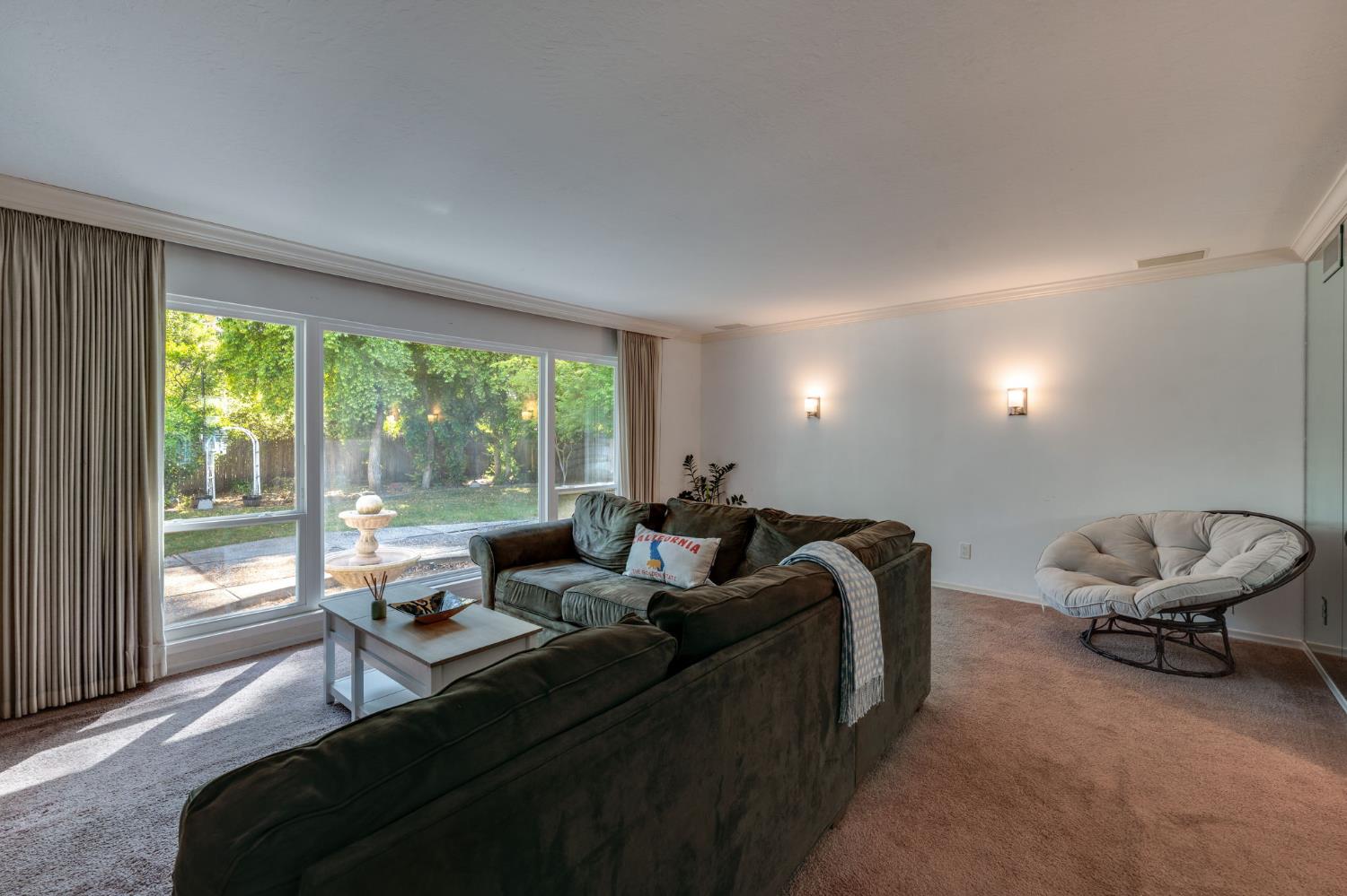 Detail Gallery Image 12 of 43 For 4138 Yacht Harbor Dr, Stockton,  CA 95204 - 3 Beds | 2 Baths