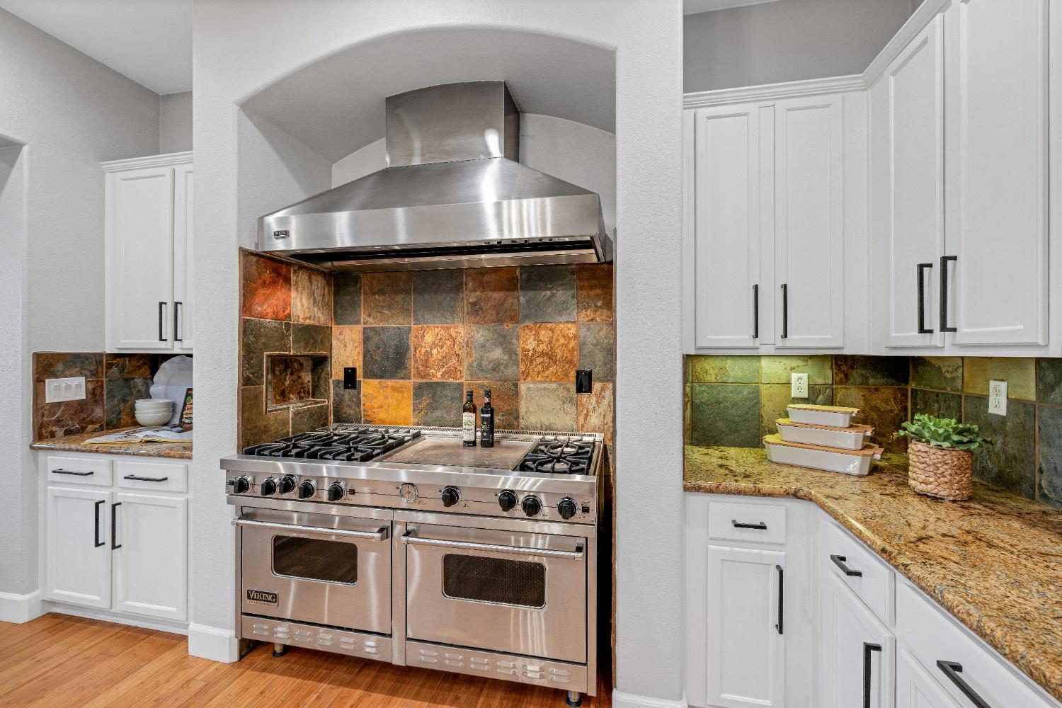 Detail Gallery Image 16 of 62 For 3981 Monteverde Dr, Lincoln,  CA 95648 - 4 Beds | 2/2 Baths