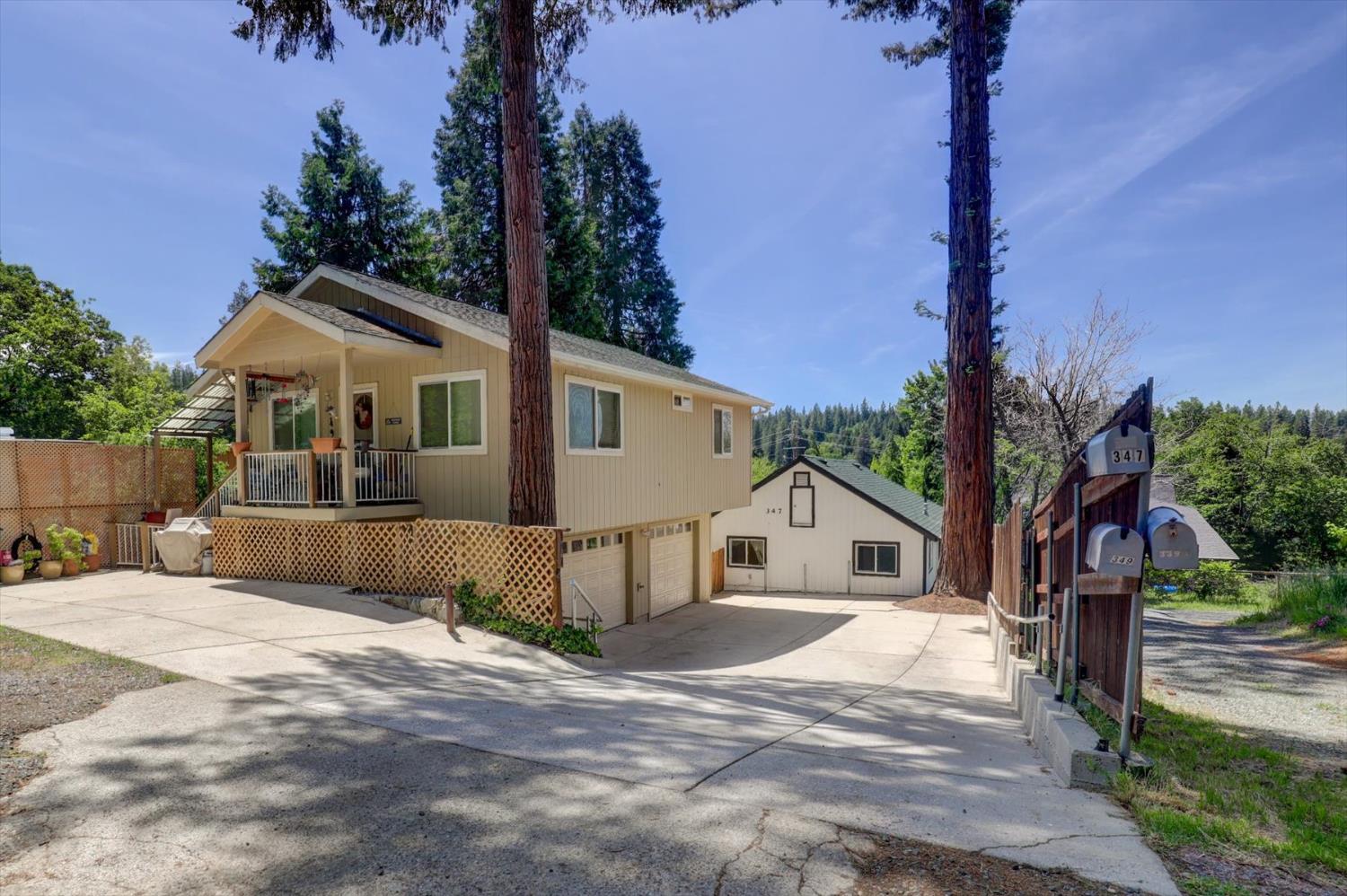 Detail Gallery Image 1 of 62 For 347 E Maryland Dr, Grass Valley,  CA 95945 - 2 Beds | 2 Baths